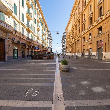 Grand Tour 4Rooms Napoli Dış mekan fotoğraf
