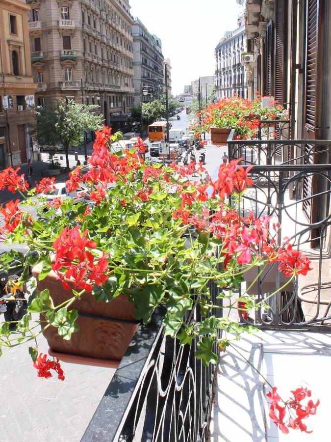 Grand Tour 4Rooms Napoli Dış mekan fotoğraf