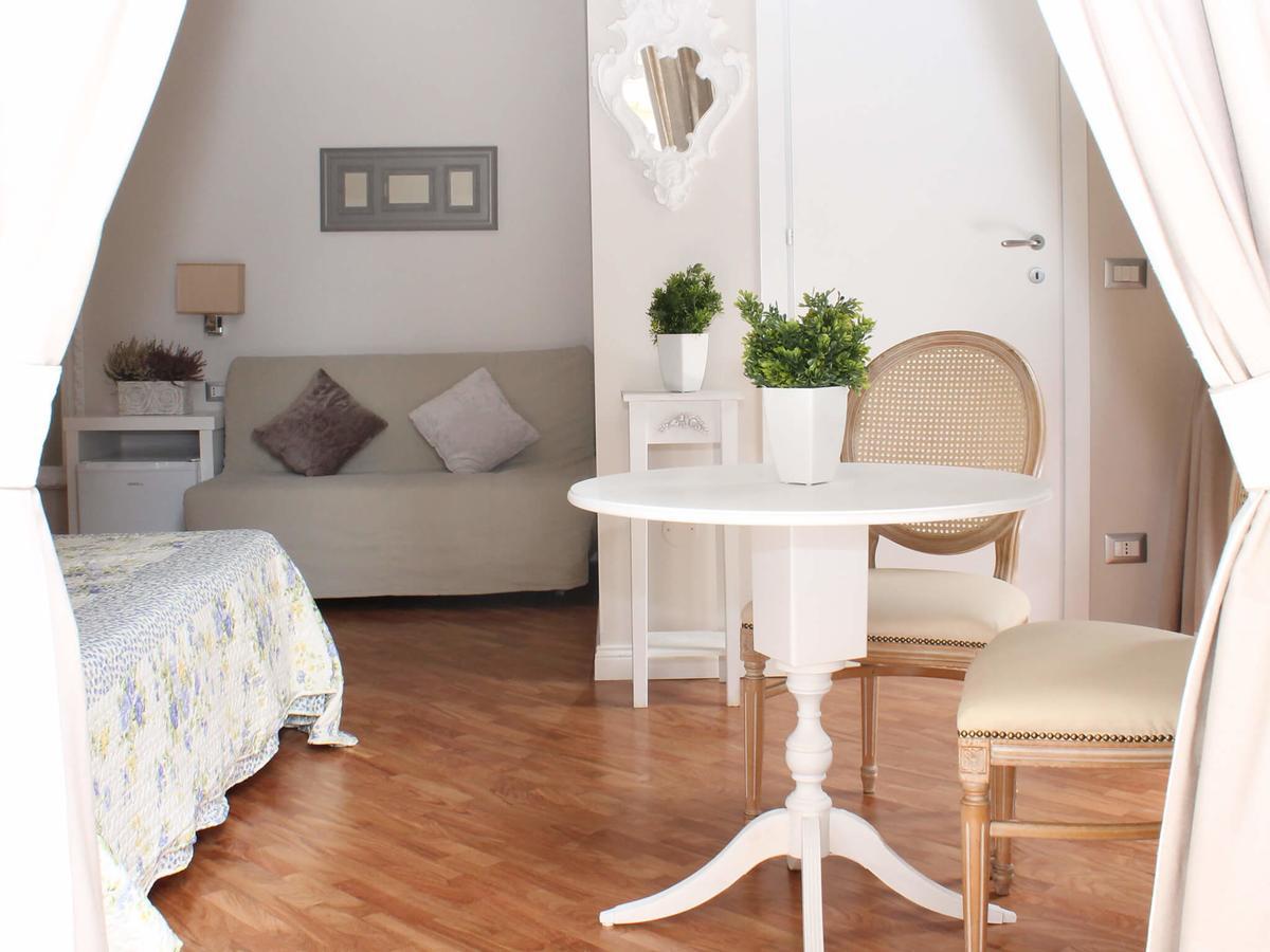 Grand Tour 4Rooms Napoli Dış mekan fotoğraf