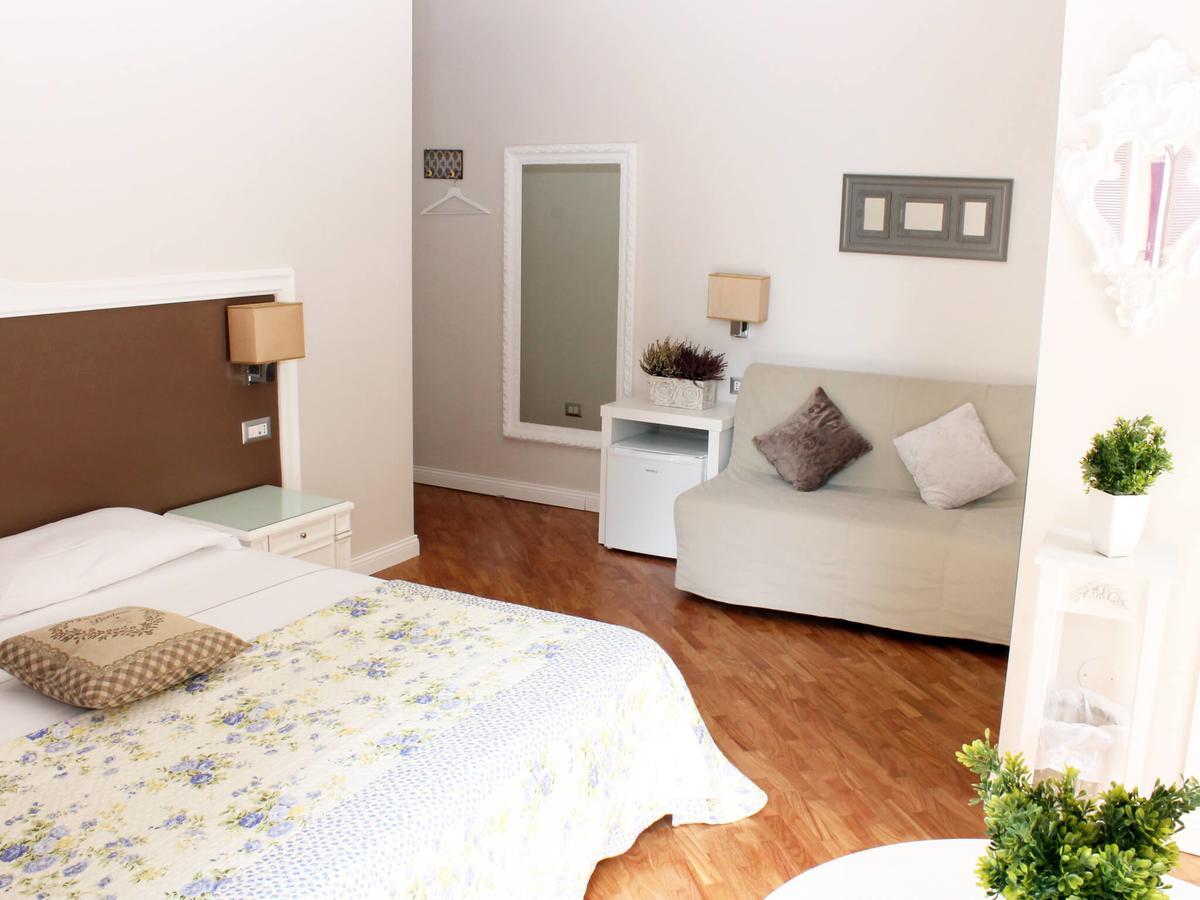 Grand Tour 4Rooms Napoli Dış mekan fotoğraf