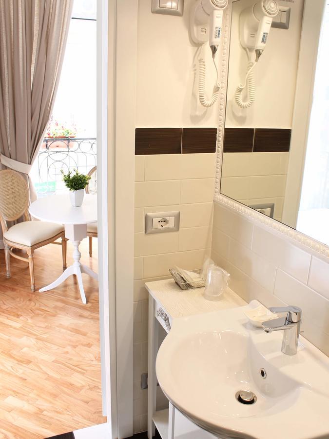 Grand Tour 4Rooms Napoli Dış mekan fotoğraf