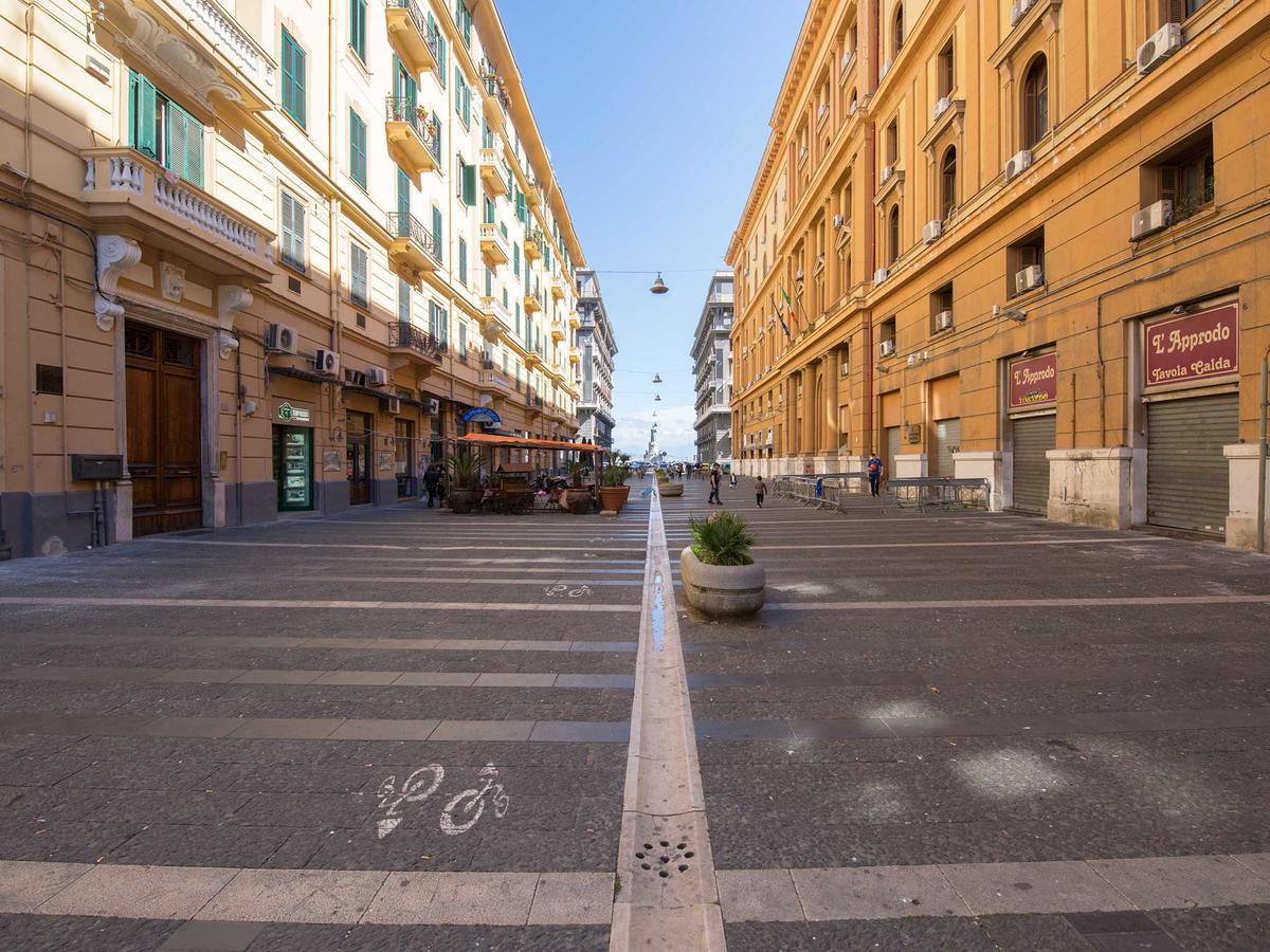 Grand Tour 4Rooms Napoli Dış mekan fotoğraf